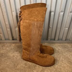 BEARPAW Boots TRACY Suede Leather Sz9 Knee-High Boot w/ NeverWet water resistant